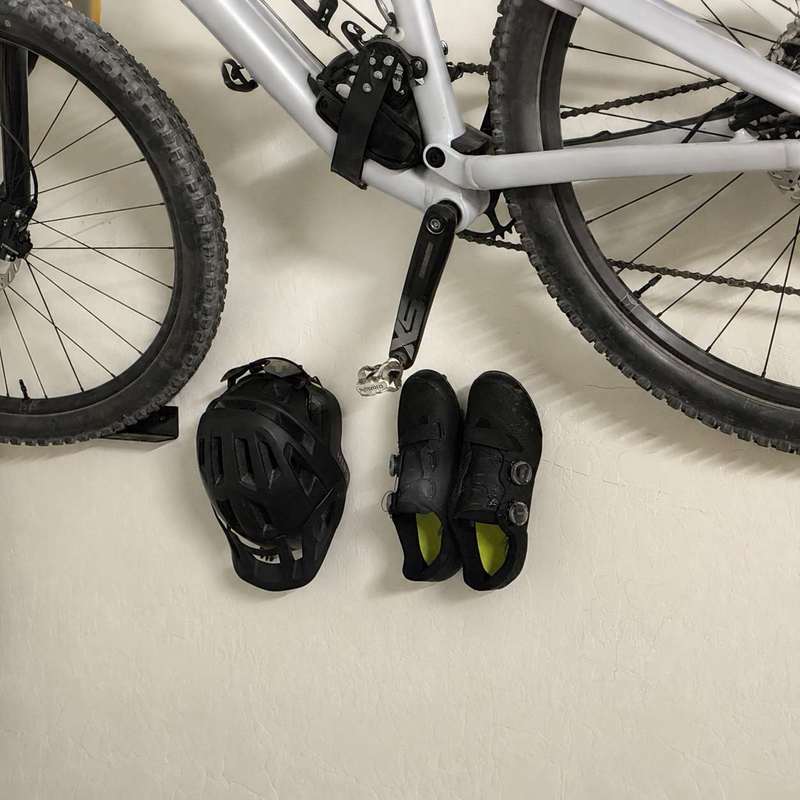 Wall Mount Storage Base Holder - đánh giá và giá Cycling Gear Wall Hanger